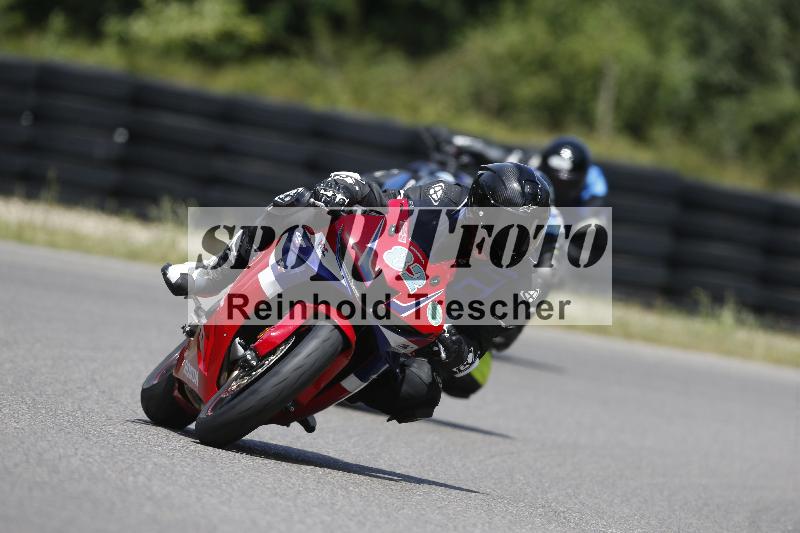 /30 23.06.2025 Get Faster Caremotion ADR/Rider Academy gruen/82